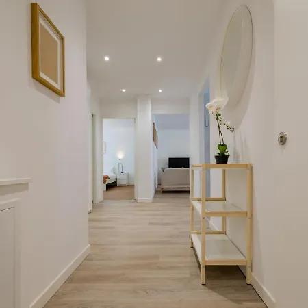 Pure Living In Oerlikon Zurigo