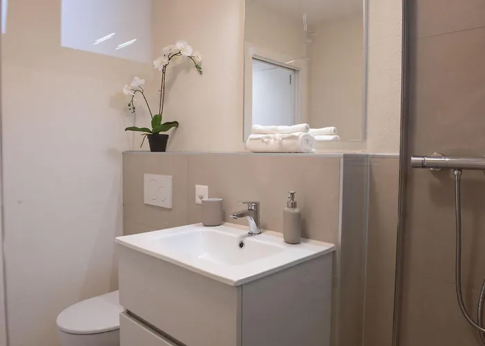 Pure Living In Oerlikon Apartmán